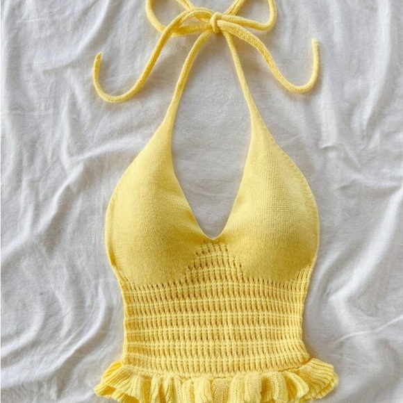 206 SHEIN | NWOT Bohemian Yellow Knit Halter Ruffle Top (size XS,2) - Picture 7 of 12